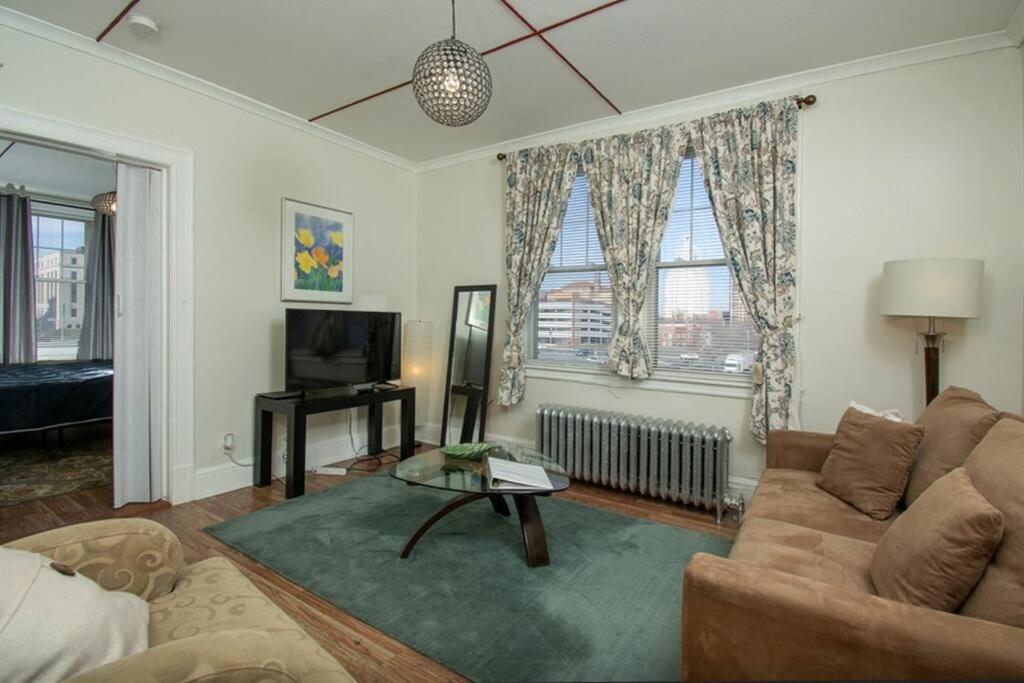 The Bushnell Suite C2 Hartford Exterior photo